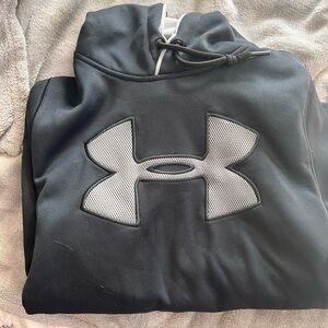 NWOT Women’s Under Armour Hoodie